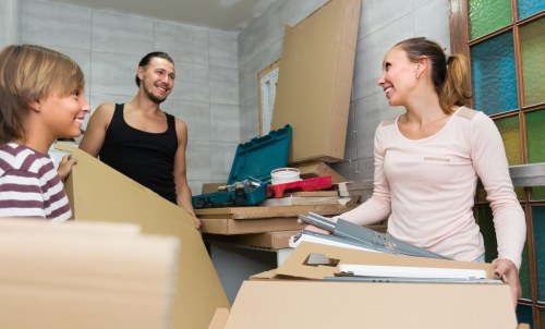 Local removals team helping with a Hampton Hill house move