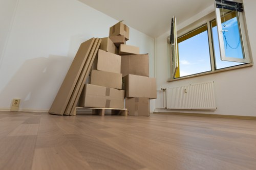 Professional home moving service planning a house move in Hampton Hill