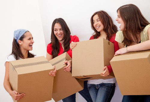 Man and van service helping with a move in Hampton Hill