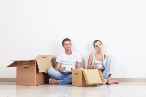 Residential removals for flats and houses in Hampton Hill